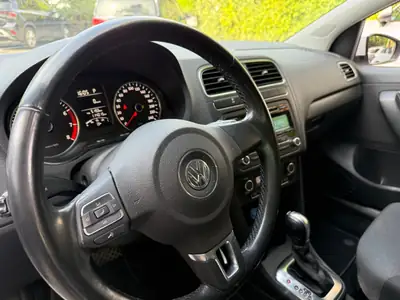 VW Polo 1.2 TSI Comfortline DSG — Citadine dynamique, entretien AMAG, sans accident — Miniatur 12