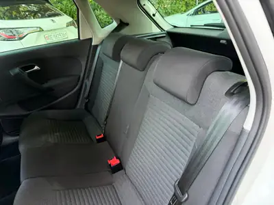 VW Polo 1.2 TSI Comfortline DSG — Citadine dynamique, entretien AMAG, sans accident — Miniatur 10