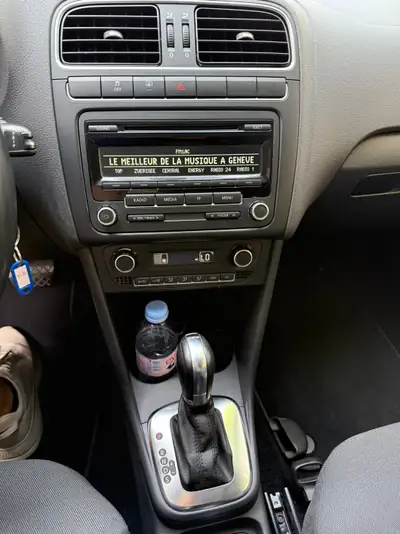 VW Polo 1.2 TSI Comfortline DSG — Citadine dynamique, entretien AMAG, sans accident — Miniatur 13