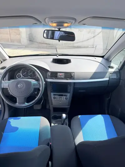 Opel Meriva 1.6i 16V Enjoy Easytronic — Minivan compact, révision complète, prêt à rouler — cruscotto