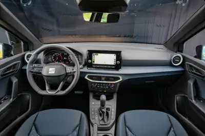 SEAT Arona 1.0 TSI Eco Style DSG — Citadin compact et économe, quasi neuf — Miniature 15