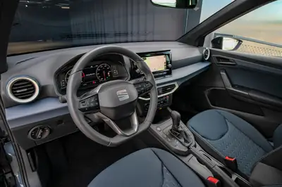 SEAT Arona 1.0 TSI Eco Style DSG — Citadin compact et économe, quasi neuf — Miniature 13