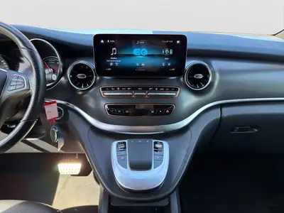 Mercedes-Benz EQV 300 Long — Monospace électrique 7 places, 114 000 km — Miniatur 13