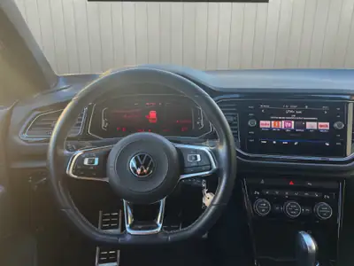 VW T-Roc 2.0 TSI Sport Selection — SUV compact performant, 4Motion tout-terrain, garantie 24 mois — Miniatura 11