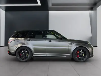 Range Rover Sport SVR 5.0 V8 — 575 ch, État impeccable, Véhicule suisse — vista posteriore