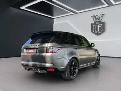 Range Rover Sport SVR 5.0 V8 — 575 ch, État impeccable, Véhicule suisse — interni