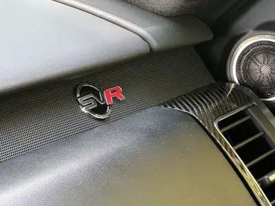 Range Rover Sport SVR 5.0 V8 — 575 ch, État impeccable, Véhicule suisse — Miniatura 28