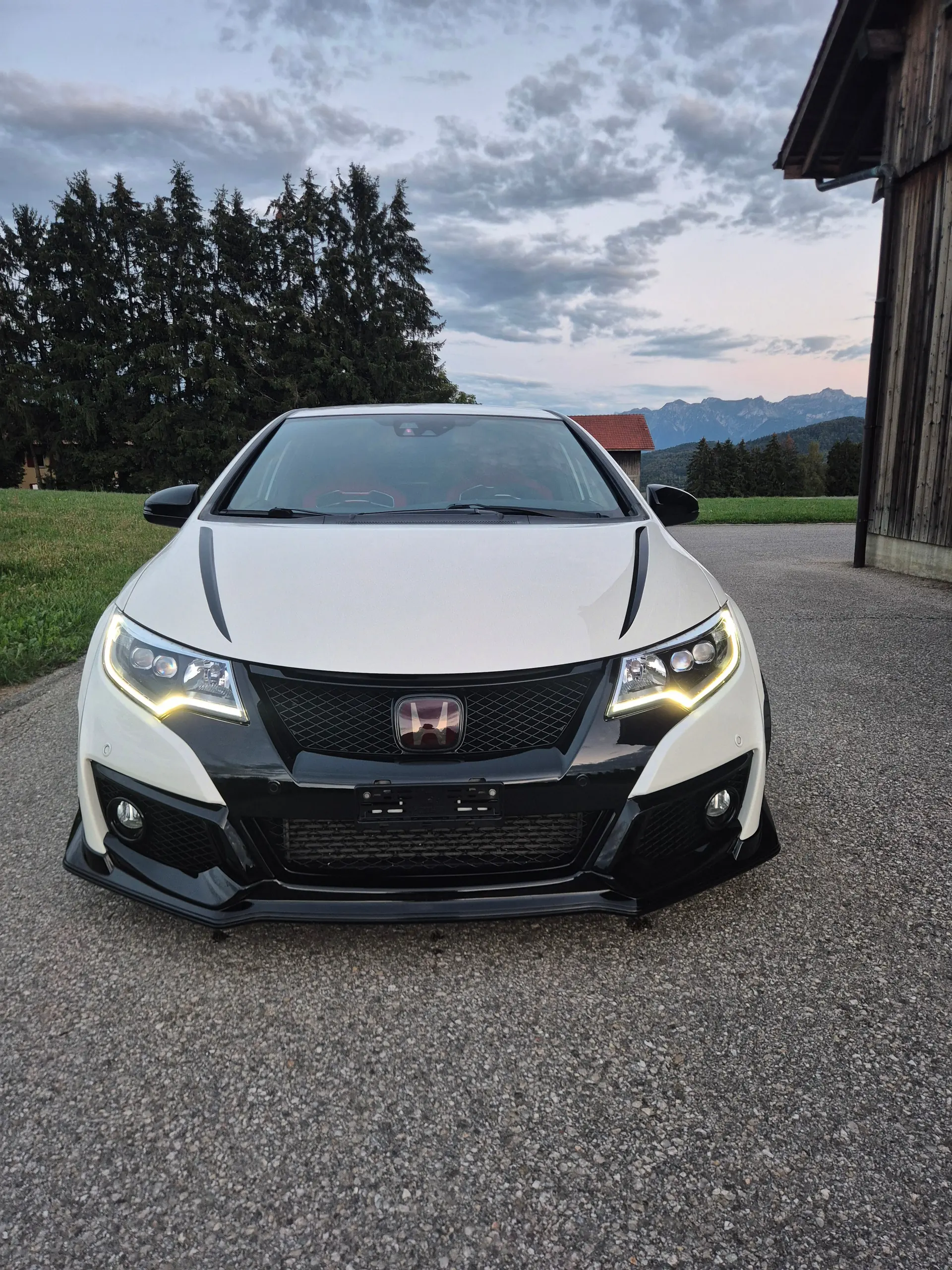 Honda Civic 2.0i-VTEC Type R — Performance 310 ch, seulement 64'000 km