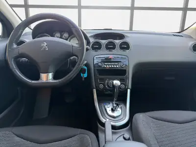 Peugeot 308 SW — Break automatique bien entretenu, contrôle technique frais — Miniatura 13