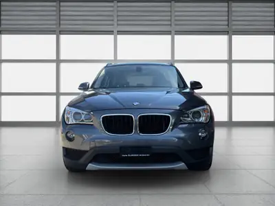BMW X1 xDrive 20d Steptronic — SUV compact fiable, diesel économique — fianco