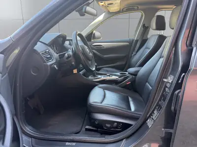 BMW X1 xDrive 20d Steptronic — SUV compact fiable, diesel économique — Miniatura 9
