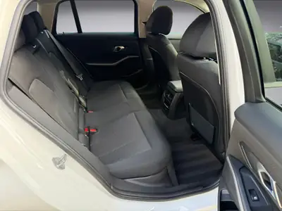 BMW 320d xDrive Touring — Diesel performant, 55'700 km, garantie 1 an — Miniatura 9