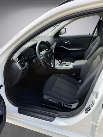 BMW 320d xDrive Touring — Diesel performant, 55'700 km, garantie 1 an — Miniatura 7