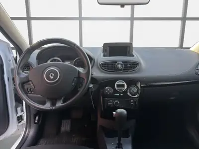 Renault Clio 1.6 16V 20th Edition — Automatique fiable, entretien à jour — Miniatura 13