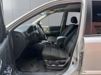 Kia Sorento 3.3 V6 Trend — SUV 7 places puissant, entretien complet, tout-terrain — Miniature 9