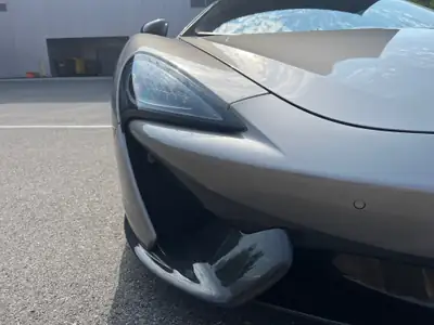 McLaren 570GT — Supercars britannique, package carbone complet, faibles kilomètres — Miniature 11