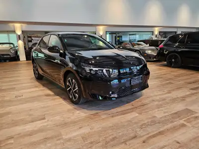 Opel Corsa 1.2 MHEV GS-Line — Hybride léger 145 PS, quasi neuve avec équipements premium — vue extérieure