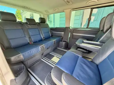 VW T5.2 Multivan Highline — 7 places, 4Motion, moteur neuf, aménagement premium — détail