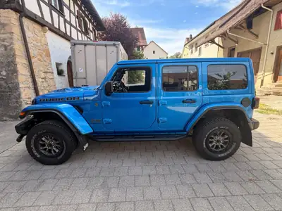 Jeep Wrangler Rubicon 392 V8 — 481 ch brutes, 8 pneus tout-terrain, garantie incluse — fianco