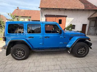 Jeep Wrangler Rubicon 392 V8 — 481 ch brutes, 8 pneus tout-terrain, garantie incluse — vista esterna