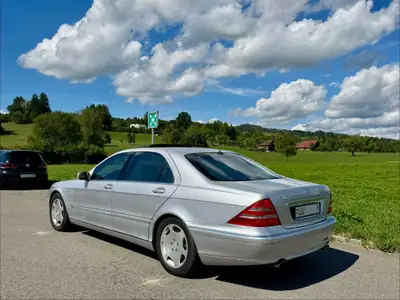 Mercedes-Benz S 600 L — Berline de prestige 2001, motorisation V12 exceptionnelle — side view