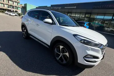 Hyundai Tucson 2.0 CRDi Vertex 4WD — SUV robuste diesel, 4x4 intégral et sans sinistre — Miniatur 9