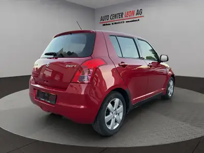 Suzuki Swift 1.3i 16V GL — Citadine fiable, climatisée et sans accident — dettaglio