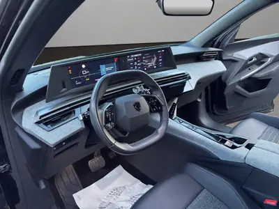 Peugeot 5008 145 Hybrid e-DCS6 — SUV 7 places écologique, très peu kilométré — Miniature 10