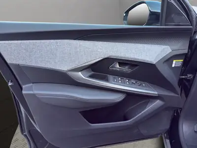 Peugeot 5008 145 Hybrid e-DCS6 — SUV 7 places écologique, très peu kilométré — Miniature 12