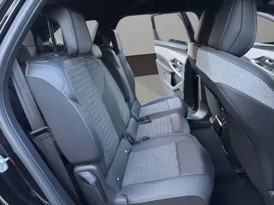 Peugeot 5008 145 Hybrid e-DCS6 — SUV 7 places écologique, très peu kilométré — Miniature 17