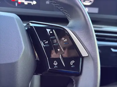 Peugeot 5008 145 Hybrid e-DCS6 — SUV 7 places écologique, très peu kilométré — Miniature 24