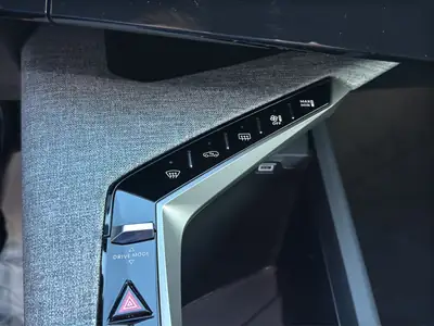 Peugeot 5008 145 Hybrid e-DCS6 — SUV 7 places écologique, très peu kilométré — Miniature 25