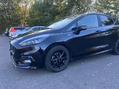 Ford Fiesta 1.0 EcoBoost ST-Line X — Citadine dynamique, garantie jusqu'à 2027 — fianco