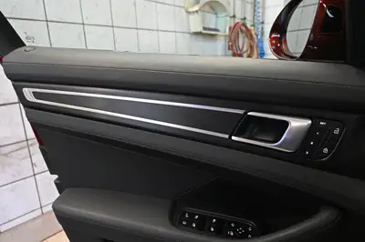 Porsche Panamera 4 E-Hybrid PDK — Berline sportive hybride rechargeable, 45'000 km — Miniatur 19