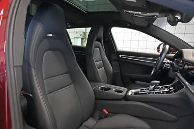 Porsche Panamera 4 E-Hybrid PDK — Berline sportive hybride rechargeable, 45'000 km — Miniatur 28