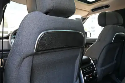 Range Rover D350 MHEV 2024 — Luxe hybride diesel, seulement 26 500 km — Miniature 17
