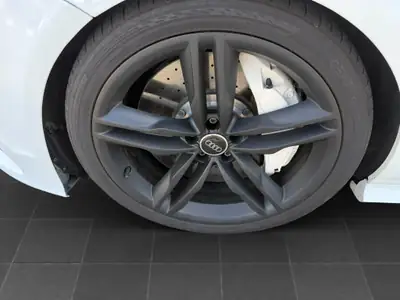 Audi S7 Sportback 4.0 TFSI V8 quattro — Berline de prestige 420 ch, sans accident — Miniatura 17