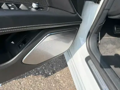 Audi S7 Sportback 4.0 TFSI V8 quattro — Berline de prestige 420 ch, sans accident — Miniatura 27