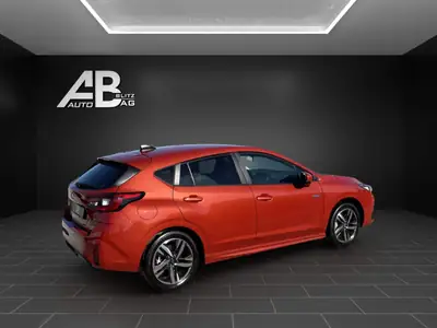 Subaru Impreza 2.0 e-Boxer Swiss Plus AWD — Hybride écologique, 1ère main, 31000 km — Armaturenbrett