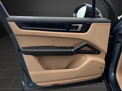 Porsche Cayenne 3.0 V6 340 PS — SUV premium première main, équipement complet — Miniatura 15