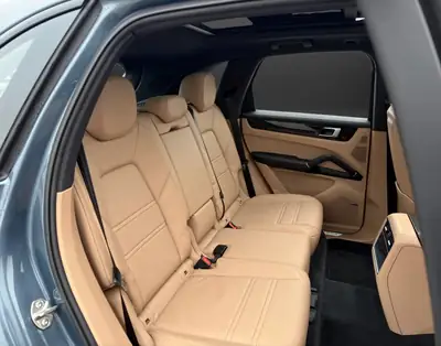 Porsche Cayenne 3.0 V6 340 PS — SUV premium première main, équipement complet — Miniatura 14