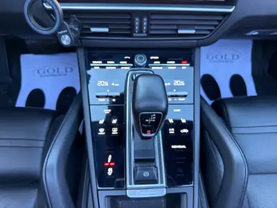 Porsche Cayenne 3.0 E-Hybrid — SUV hybride rechargeable, 462 ch et consommation réduite — Miniature 7
