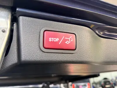 Mercedes-Benz V 300 d Exclusive — Monospace 7 places, diesel performant, kilométrage quasi neuf — Miniatura 19