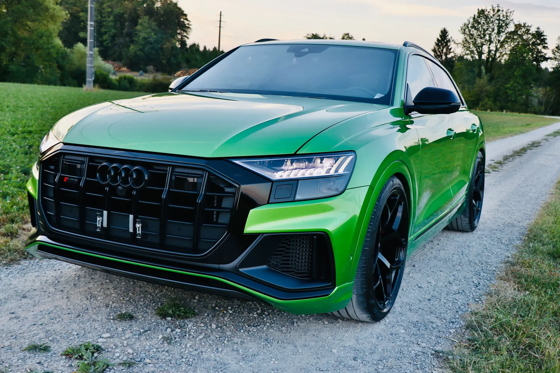 Audi SQ8 4.0 V8 TFSI — Coupé SUV de prestige, 507 ch, état quasi neuf