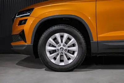 Skoda Karoq 1.5 TSI Fresh DSG — SUV compact fiable, faible kilométrage, garantie usine 5 ans — Miniatura 28