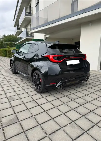 Toyota GR Yaris 1.6 Turbo Sport 4x4 — Performance 280 ch, 4 roues motrices, faible kilométrage — rear view