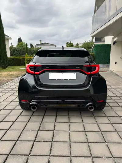 Toyota GR Yaris 1.6 Turbo Sport 4x4 — Performance 280 ch, 4 roues motrices, faible kilométrage — interior