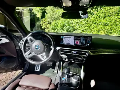 BMW i4 M50 xDrive MSport Pro — Berline électrique haute performance, 46000 km — Miniature 8