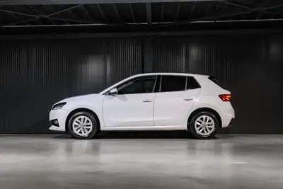 Skoda Fabia 1.0 TSI Top Selection DSG — Citadine agile, garantie 5 ans, très peu de km — Miniatura 9