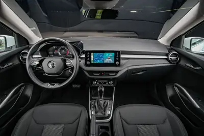 Skoda Fabia 1.0 TSI Top Selection DSG — Citadine agile, garantie 5 ans, très peu de km — Miniatura 15